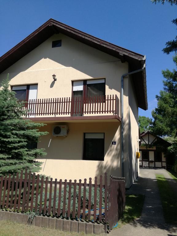 Stara Breza 1 Rooms Palics Kültér fotó